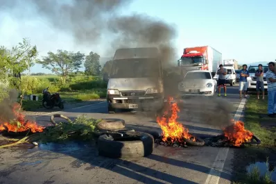Levantaron el corte de la ruta 157, pero la protesta continúa