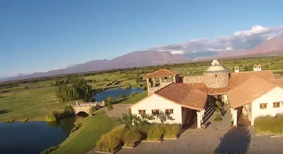 VISTA AÉREA. El video fue filmado con un drone.