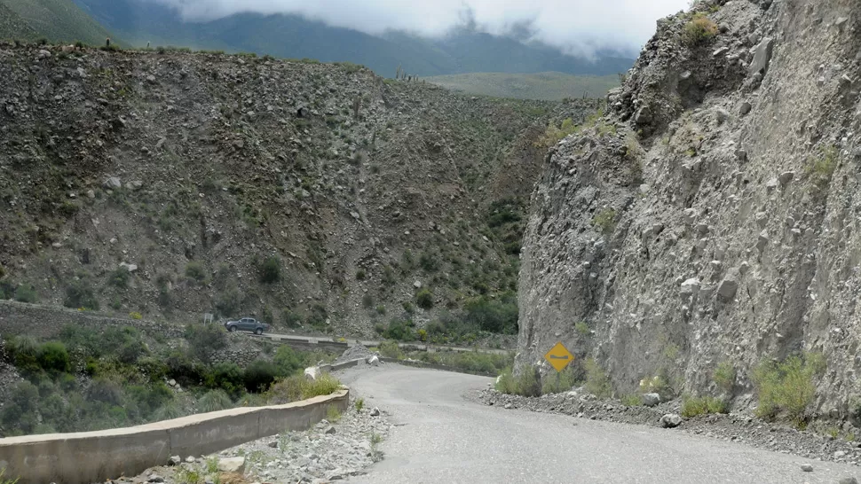 RUTA 307. Se produjo un corte en un tramo que se encuentra entre Tafí del Valle y Amaicha. ARCHIVO