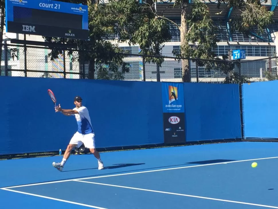 EN MELBOURNE PARK. Durán disfrutó entrenando en las canchas y también visitó el “Hisense Arena”, uno de los tres estadios del complejo con techo retráctil. 