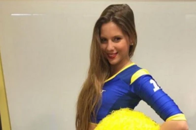 Boca despidió a una porrista porque posó desnuda