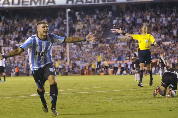 Racing derrotó a Puebla y se metió en la Libertadores