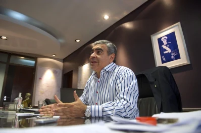 Alfaro pone paños fríos al aumento del boleto