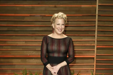 Bette Midler se fortalece y se prepara para “Hello, Dolly!”