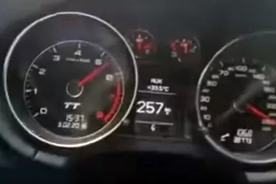 Video: se filmó manejando a 260 km/h y despertó polémica