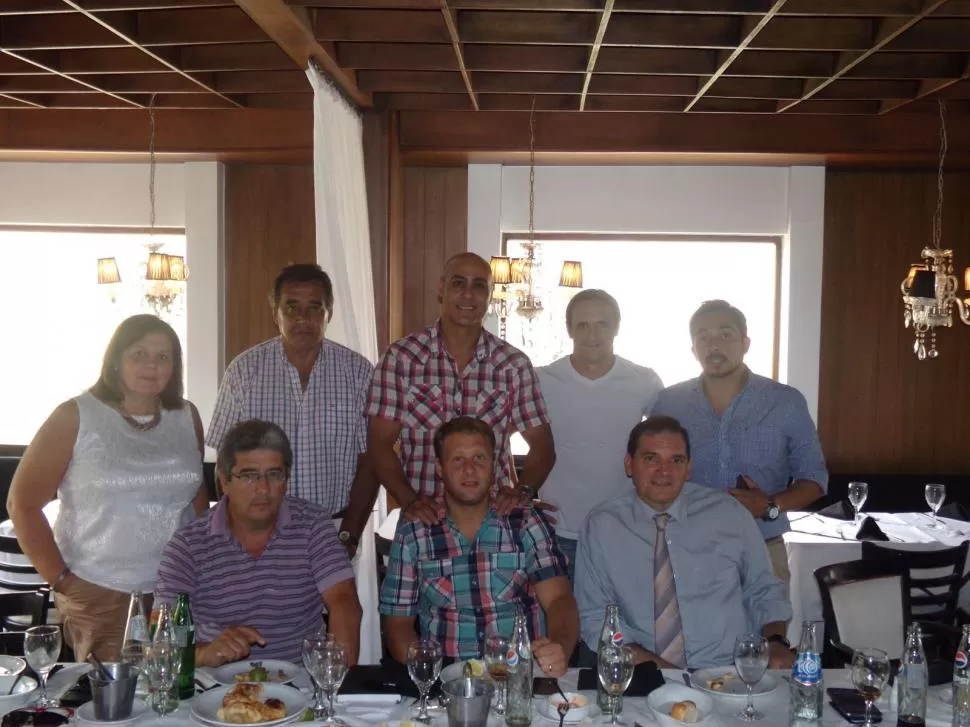 DE IZQ. A DERECHA. Cion, Albaca y Salomón (sentados); de pie, Bianco, Aguirre, Villegas, Casanova y Marcoccia.   