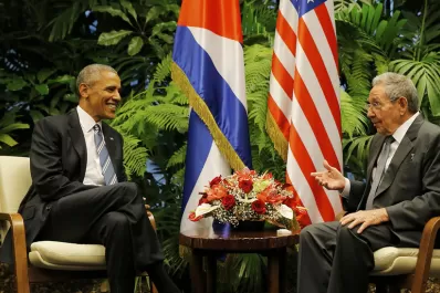 El encuentro de Obama y Castro, en fotos