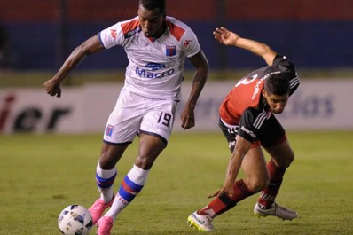 Newell's remontó y empató en Victoria