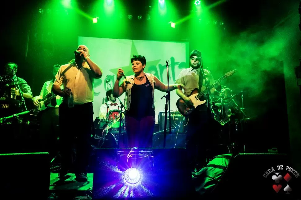 REVOLUCIÓN BAILABLE. Negra Santa apuesta a un cambio cultural. Foto de sembrandoatomos.es