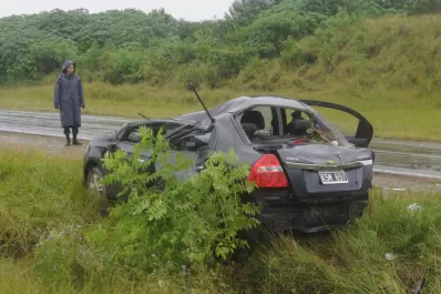 Vuelco en Los Nogales por las fuertes lluvias