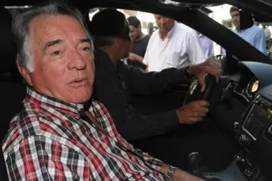 Barrionuevo: Cristina y Lázaro Báez tienen que ir presos