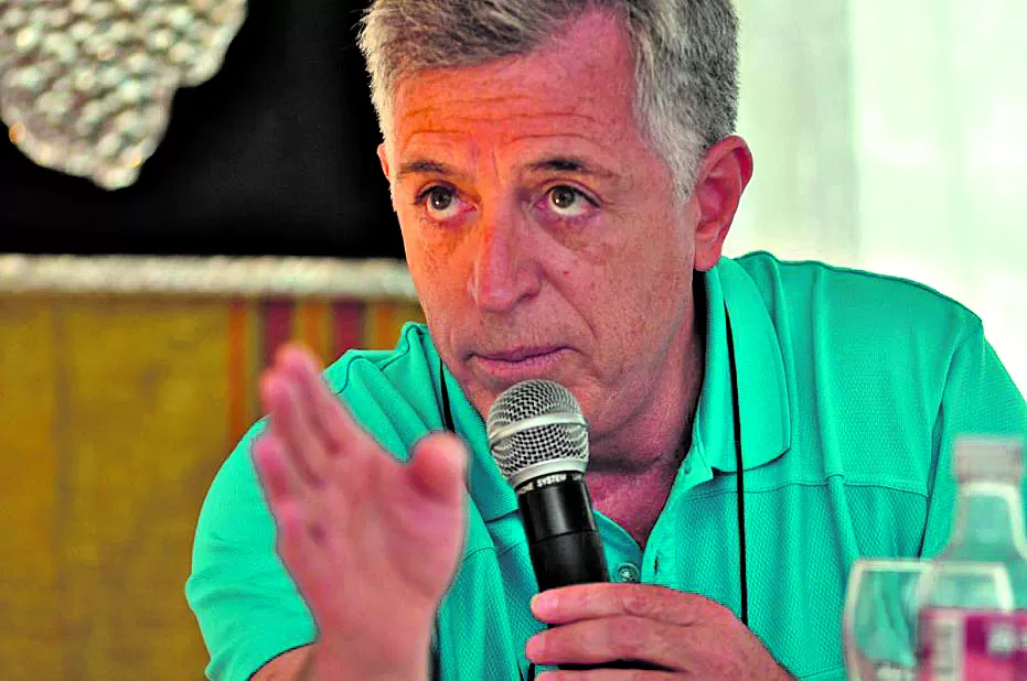 IDEAS CLARAS. Pereira plantea diferencias entre lo que es un medio público y lo que es un medio del gobierno. conclusion.com.ar