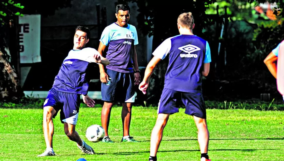 DESTACADO. Leandro González fue uno de los jugadores de mejor rendimiento del “Decano” en lo que va del torneo de Primera división. “LG” es una garantía. la gaceta / foto de héctor peralta (archivo)