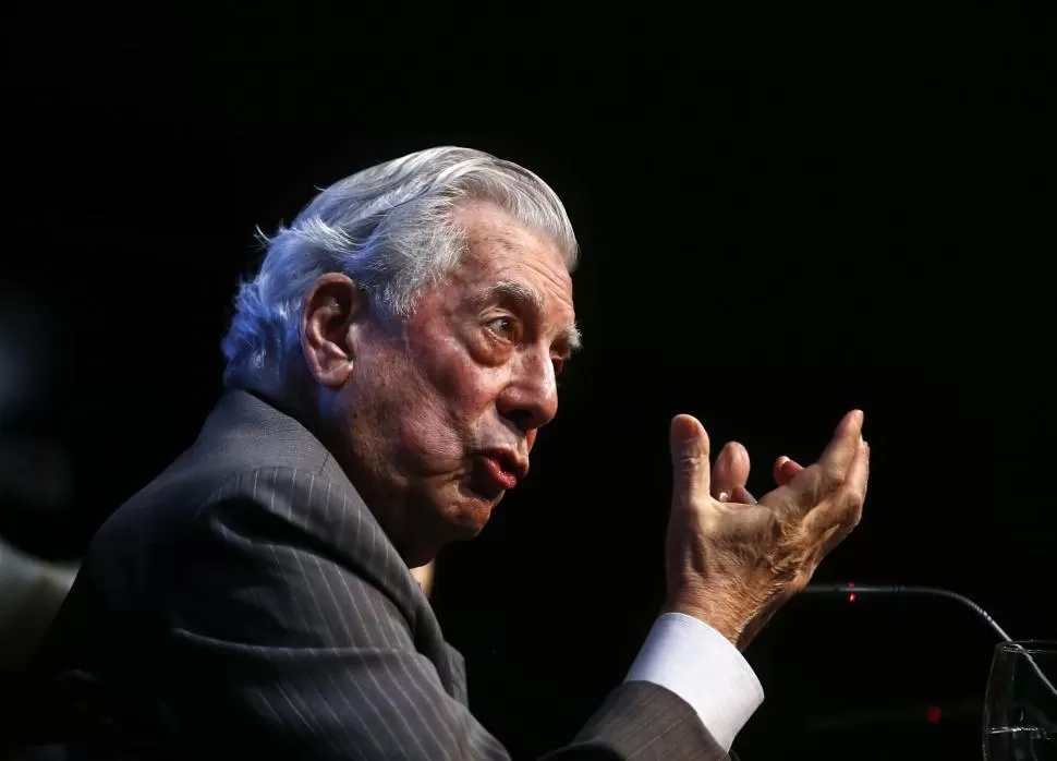 PROFETA DE SU TIERRA. La historia que aborda el Nobel peruano transcurre en la década del 90 en su país. REUTERS