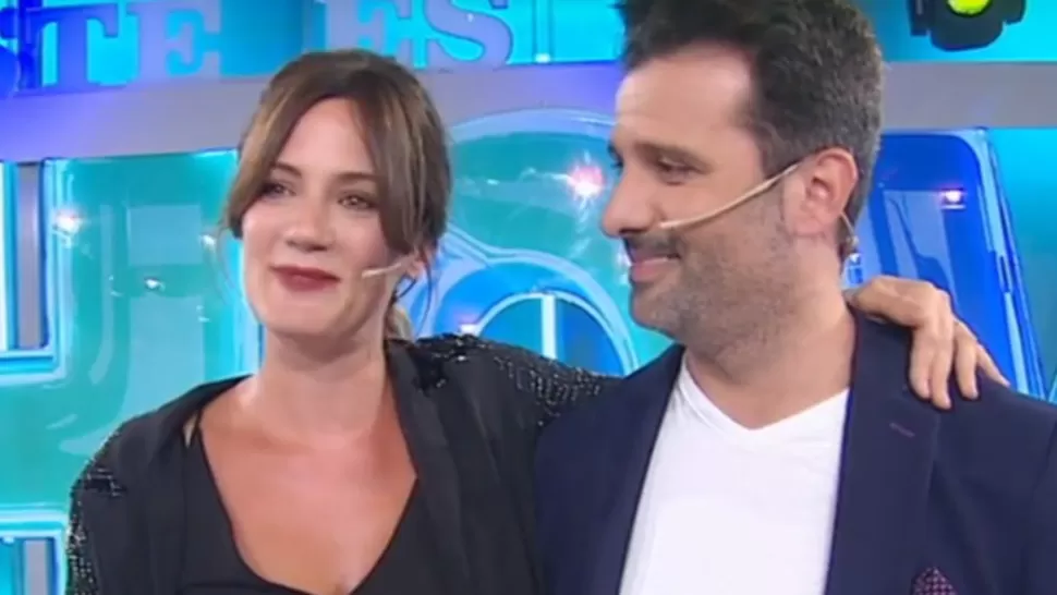 DULCE ESPERA. Paula Cháves hace el anuncio de su embarazo. FOTO PRINT DE YOUTUBE.