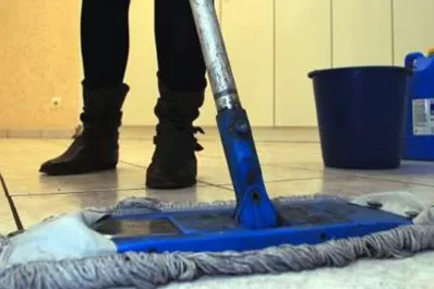 Desde junio suben los aportes para las empleadas domésticas