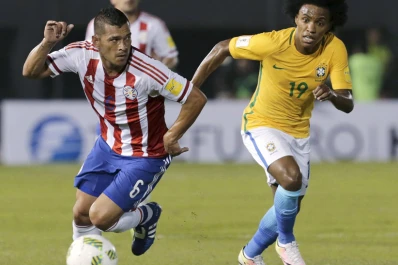 Paraguay y Brasil empataron 2 a 2, en Asunción