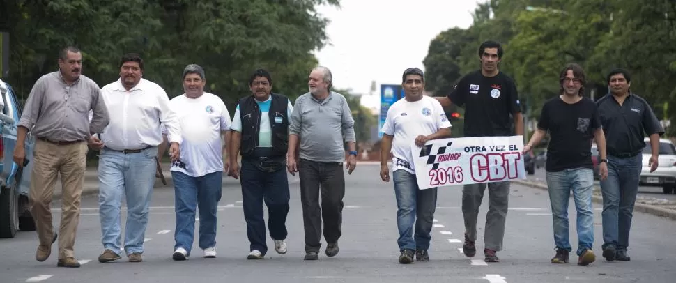 EN EQUIPO. Roldán, Argañaraz, Cabaleiro, Palomino, “Lito” Méndez, Trigo, Aguirre, Esteban Méndez e Inga forman parte de la delegación que viajará mañana. la gaceta / foto de DIEGO ARAOZ