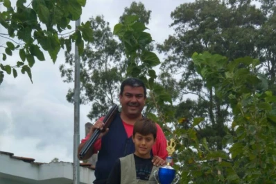 Padre e hijo, en lo más alto del podio