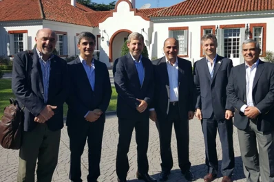 Los actos serán “sobrios, festivos y patrios”