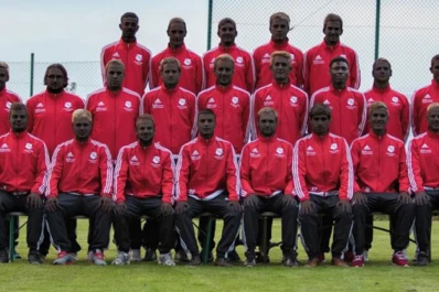 Se pintaron de negro en honor a un compañero que sufrió un ataque racista