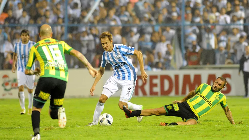 REAPARICIÓN. Nery Leyes, de buen rendimiento en el torneo, recuperará la titularidad.
FOTO DE ARCHIVO