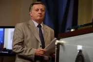 Aranguren no descartó que haya nuevas subas en el precio del combustible