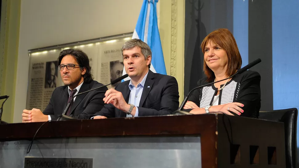 CONFERENCIA. Peña habló del caso Panamá Papers y presentó proyectos de seguridad y justicia junto a los ministros Garavano y Bullrich.