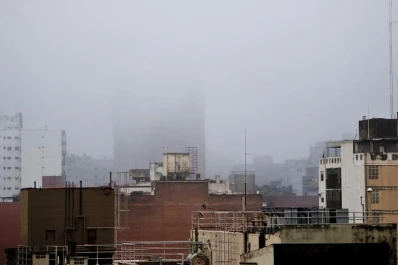 La niebla se hizo presente en el amanecer de Tucumán
