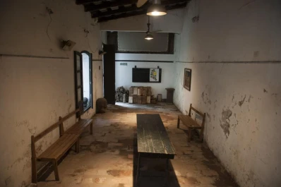 Historia y cultura se desmoronan junto con los cimientos de una casa bicentenaria