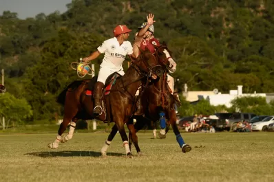 Comenzó la Copa Bicentenario de pato