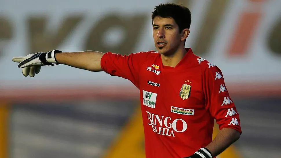 DUELO DE NECESITADOS. Nereo Champagne, arquero de Olimpo.
FOTO TOMADA DE www.livefutbol.com