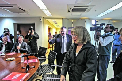 La Cámara y la UNT firman un convenio sobre adicciones