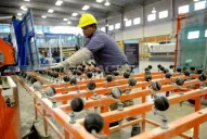 El BCRA multará a los bancos que cobren intereses superiores al 24% a las pymes