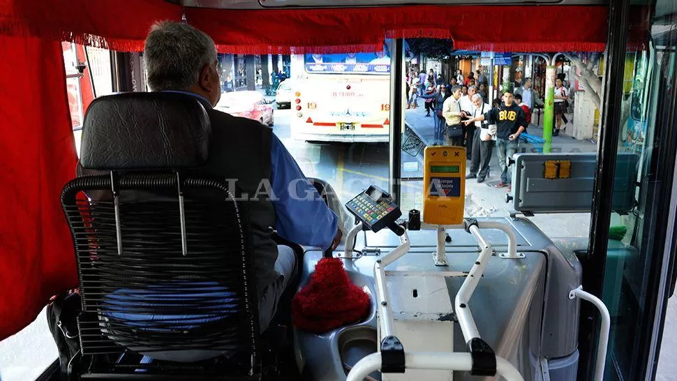 RESPALDO. El sistema ya funciona en el 55% de los colectivos urbanos e interurbanos. ARCHIVO LA GACETA / FOTO DE FLORENCIA ZURITA