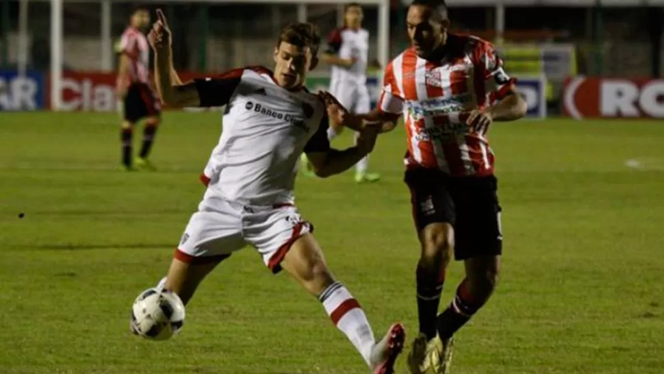 Newell's goleó y sigue en la Copa Argentina