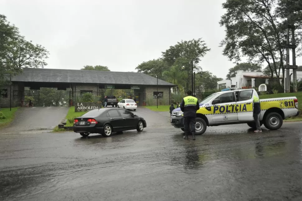 BARRIO PRIVADO. Los asaltantes fueron encontrados en La Arboleda. la gaceta / foto de inés quinteros orio