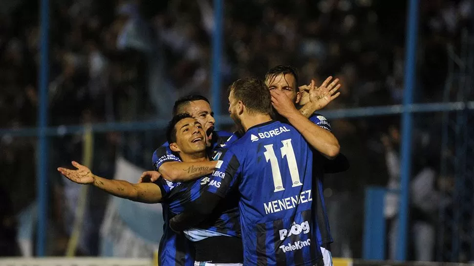 Atlético ganó un partido emocionante y se ilusiona con la Libertadores