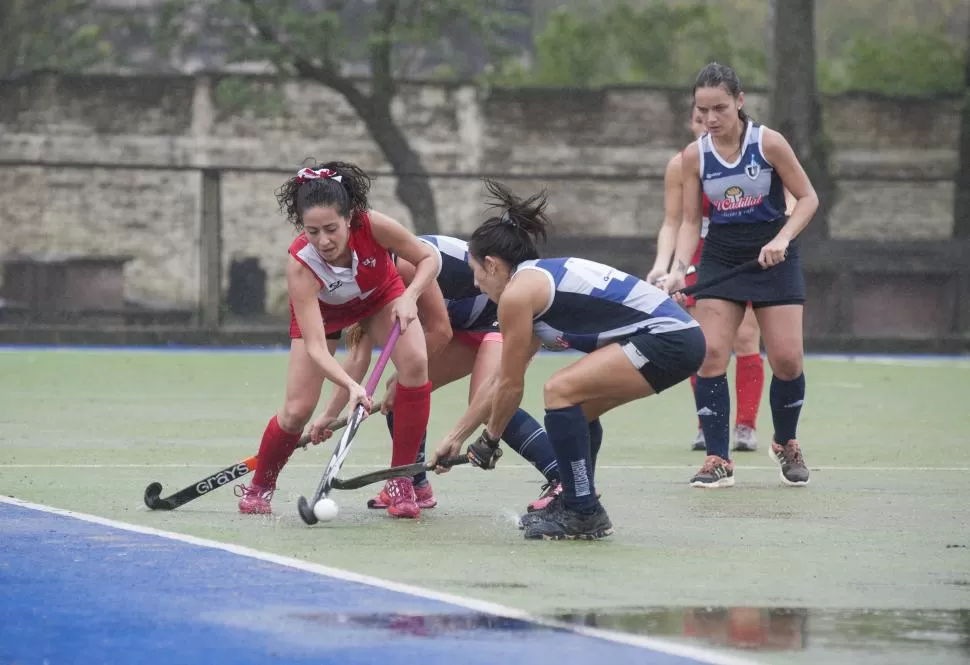 EN CARDENALES. Jockey Club B se impuso a Universitario B (T) por 2 a 0. la gaceta / foto de FLORENCIA ZURITA