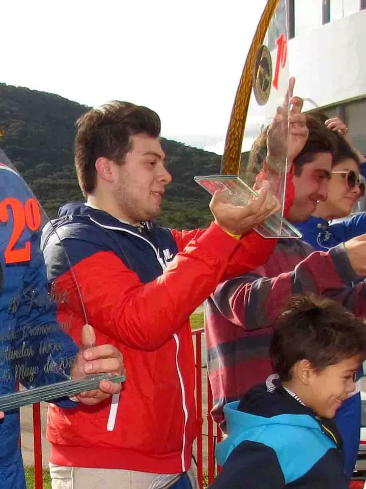 LLEGÓ RÁPIDO. El holandés se adjudicó su primera copa apenas debutó como piloto titular del equipo austríaco.  FOTO VÉRTIGO SALTA 