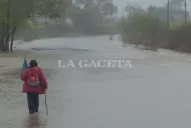 El agua no da tregua a las 300 familias afectadas de Las Juntas y Los Agudo