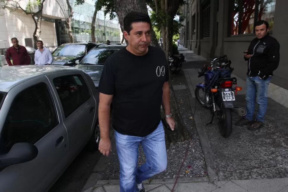 COMO SEA. Angelici renunció a AFA para lograr imponer la Súper liga.  dyn