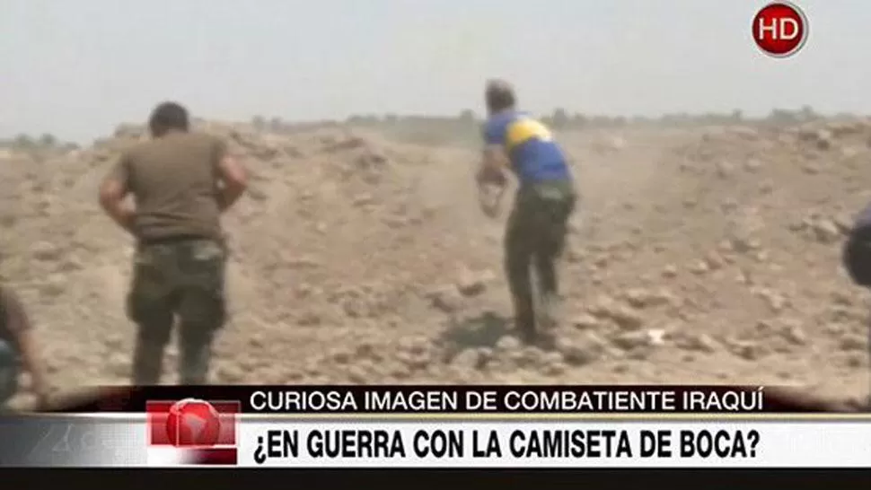 Un militar iraquí lucha contra el Isis, con la camiseta de Boca puesta