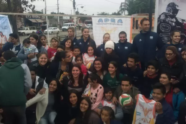 Mimos antes de sacar las garras