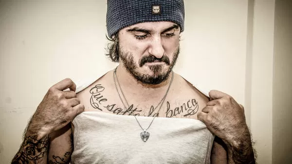 SANTIAGO AYSINE. “Para mí, es un deber trabajar la palabra”. clarin.com