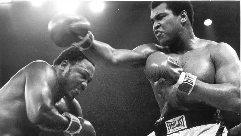 MUHAMMAD ALI VS FRAZIER. La pelea del siglo. FOTO TOMADA DE HUFFPOSTSPORT.COM