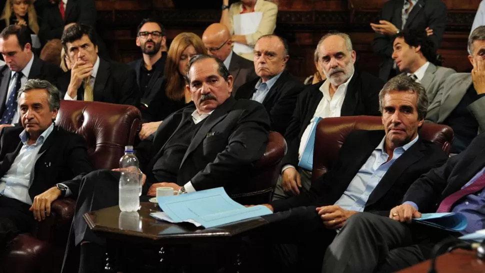 JOSÉ ALPEROVICH. El senador nacional, en el Congreso. FOTO TOMADA DE JOSEJORGEALPEROVICH.COM.AR