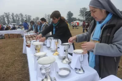 Logística compleja para distribuir 22.000 hostias