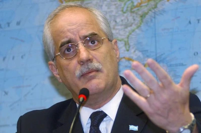 Taiana: fue una frustración no haber podido expulsar a López del Parlasur