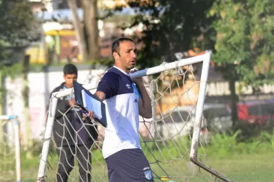 El “Decano” piensa invitar a equipos del exterior para jugar los amistosos de preparación